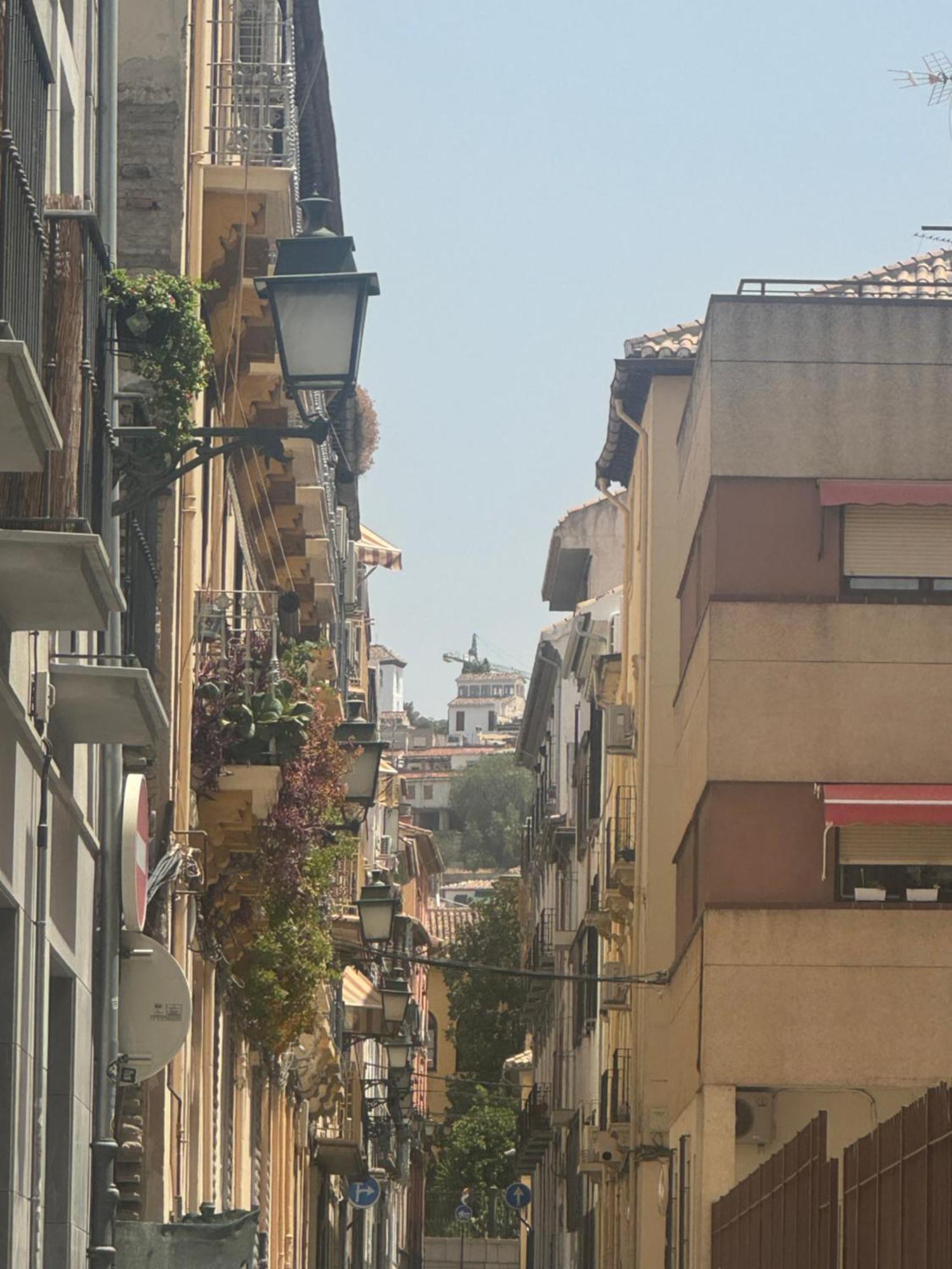 Parking Vigilado Gratis Pleno Centro,Cozy Apartment Granada Picon Center Eksteriør billede